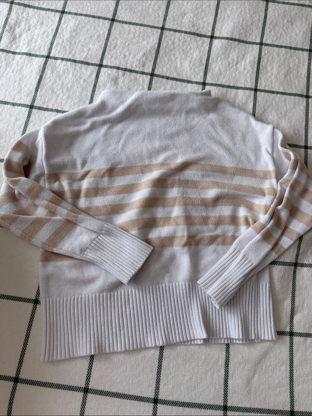 Truth White Sweater with Beige Stripes